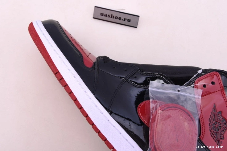 1 555088-063 Patent Leather Jordan Air Bred 0311